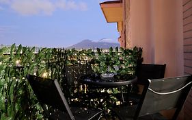 Napoli Central Lumina Suites